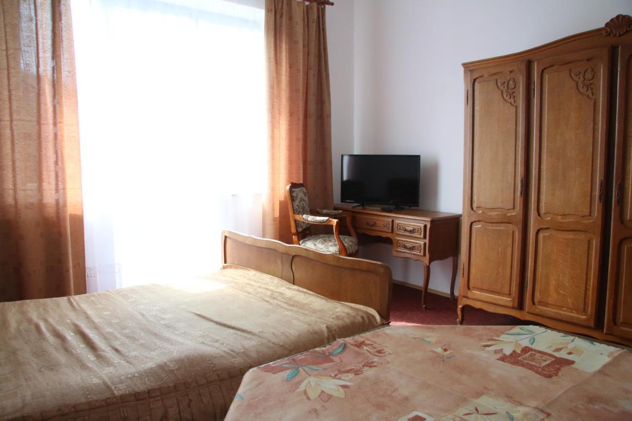 Domy Wczasowe Tryumfy Bed and Breakfast Krynica-Zdrój Exterior foto