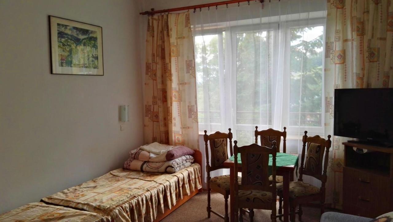 Domy Wczasowe Tryumfy Bed and Breakfast Krynica-Zdrój Exterior foto