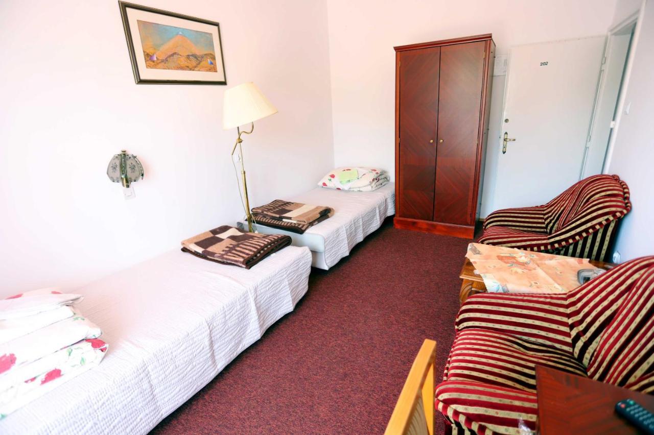 Domy Wczasowe Tryumfy Bed and Breakfast Krynica-Zdrój Exterior foto