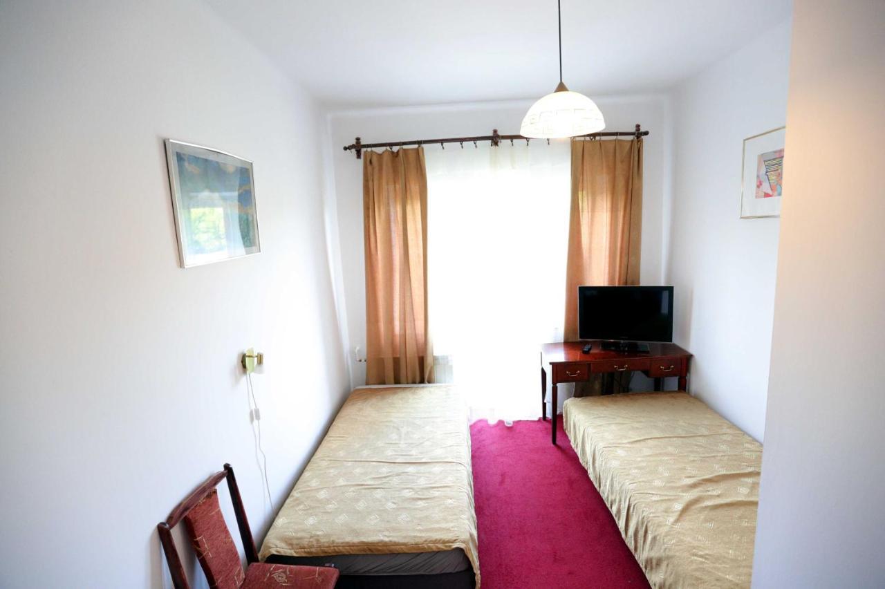 Domy Wczasowe Tryumfy Bed and Breakfast Krynica-Zdrój Exterior foto