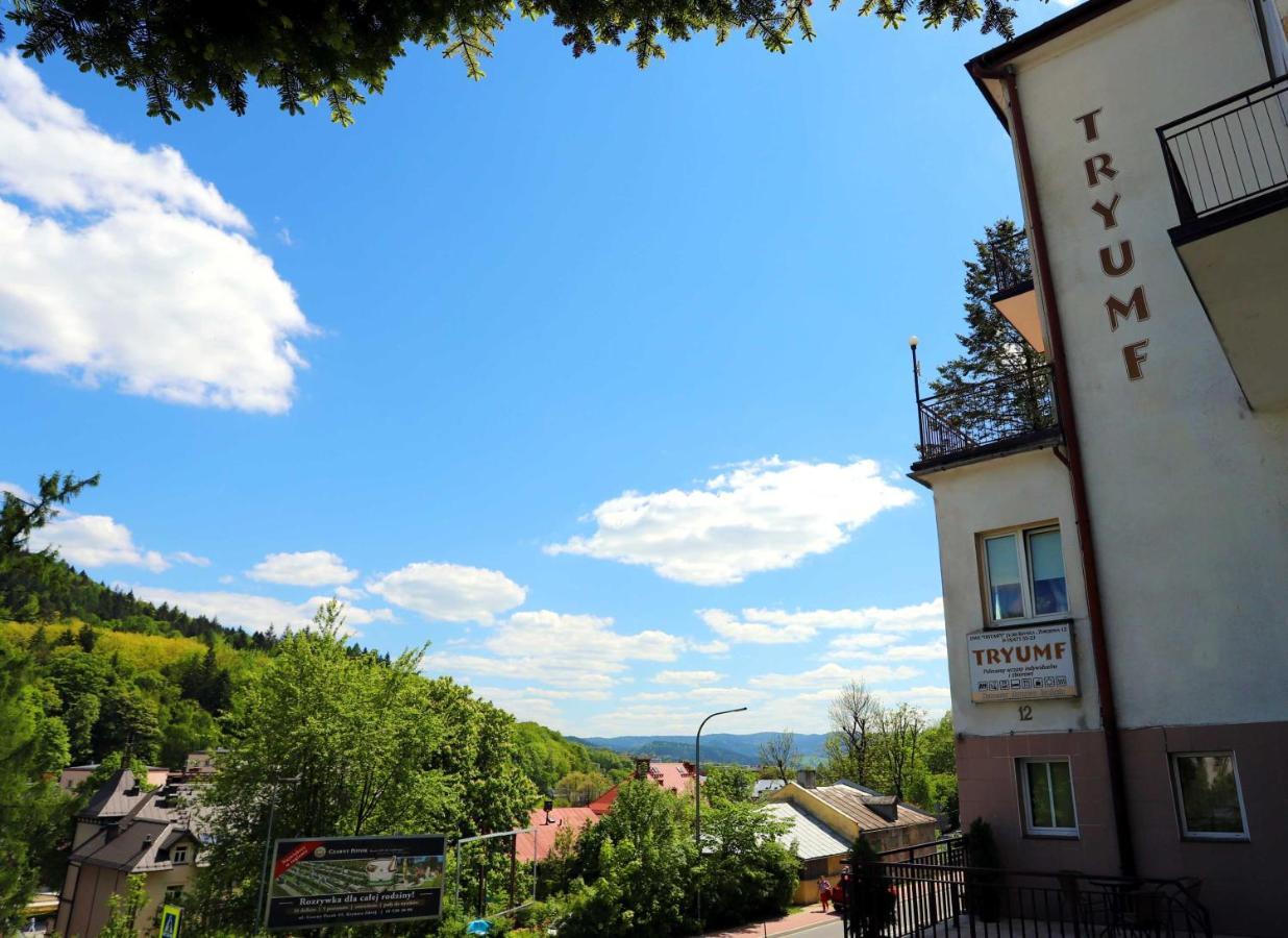 Domy Wczasowe Tryumfy Bed and Breakfast Krynica-Zdrój Exterior foto