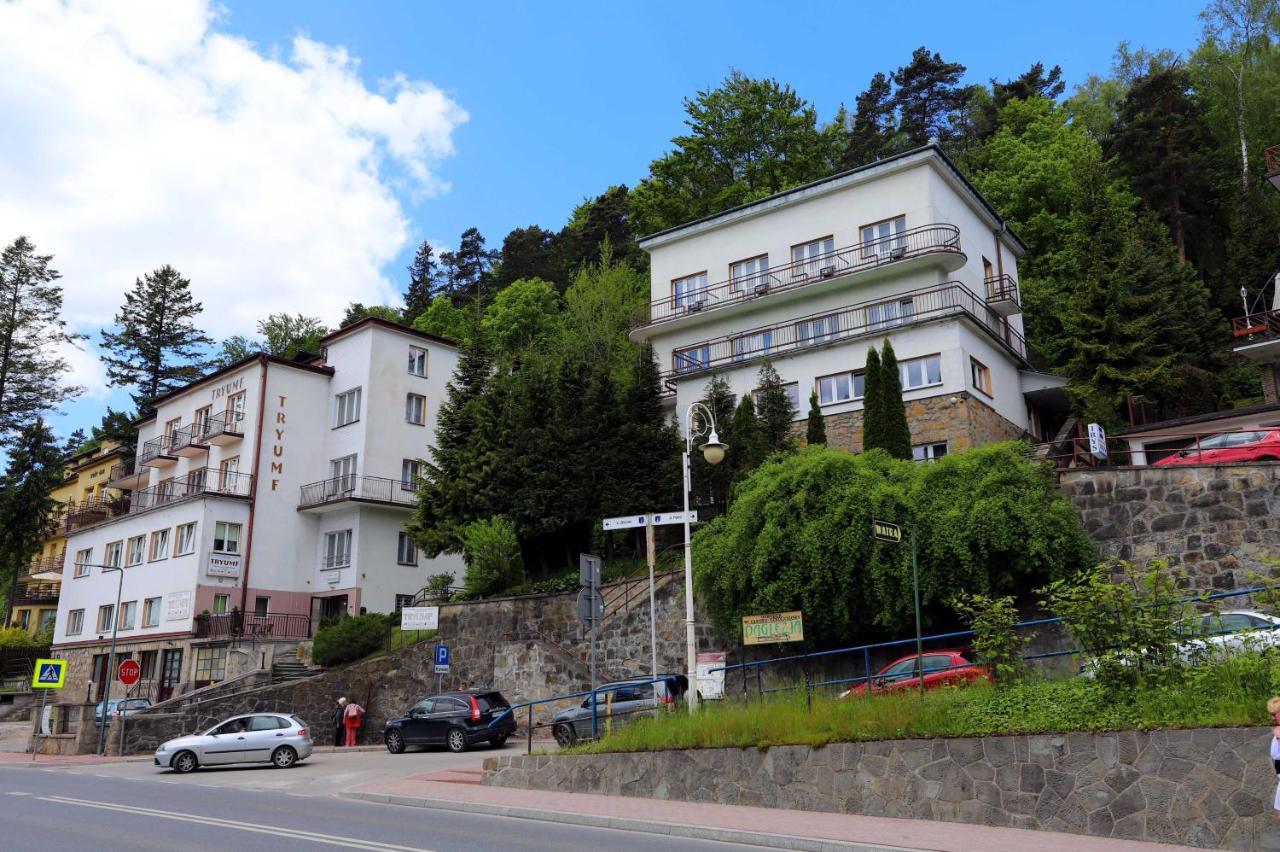 Domy Wczasowe Tryumfy Bed and Breakfast Krynica-Zdrój Exterior foto