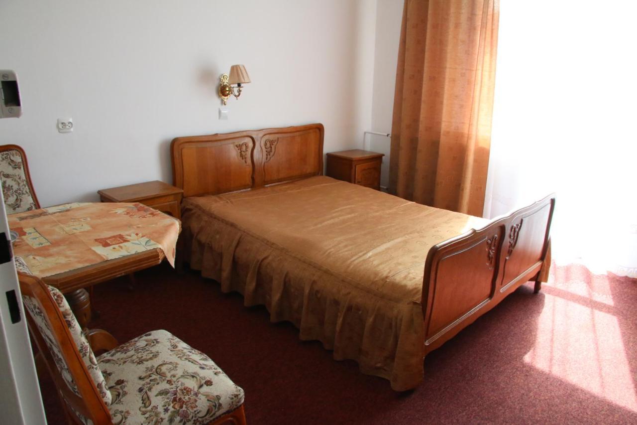 Domy Wczasowe Tryumfy Bed and Breakfast Krynica-Zdrój Exterior foto