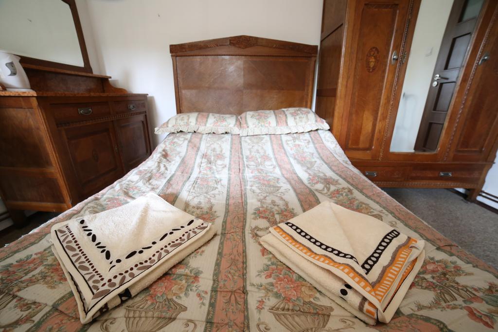 Domy Wczasowe Tryumfy Bed and Breakfast Krynica-Zdrój Habitación foto