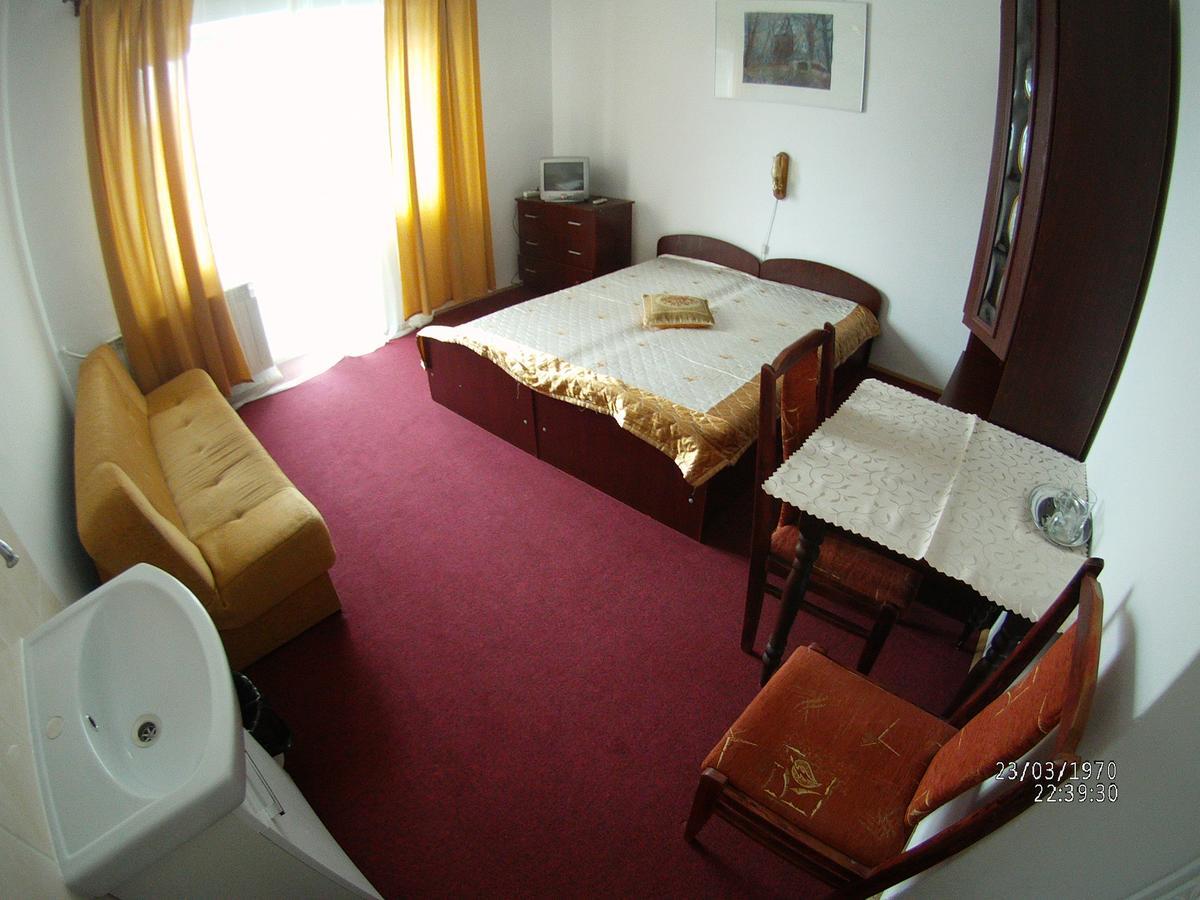Domy Wczasowe Tryumfy Bed and Breakfast Krynica-Zdrój Exterior foto