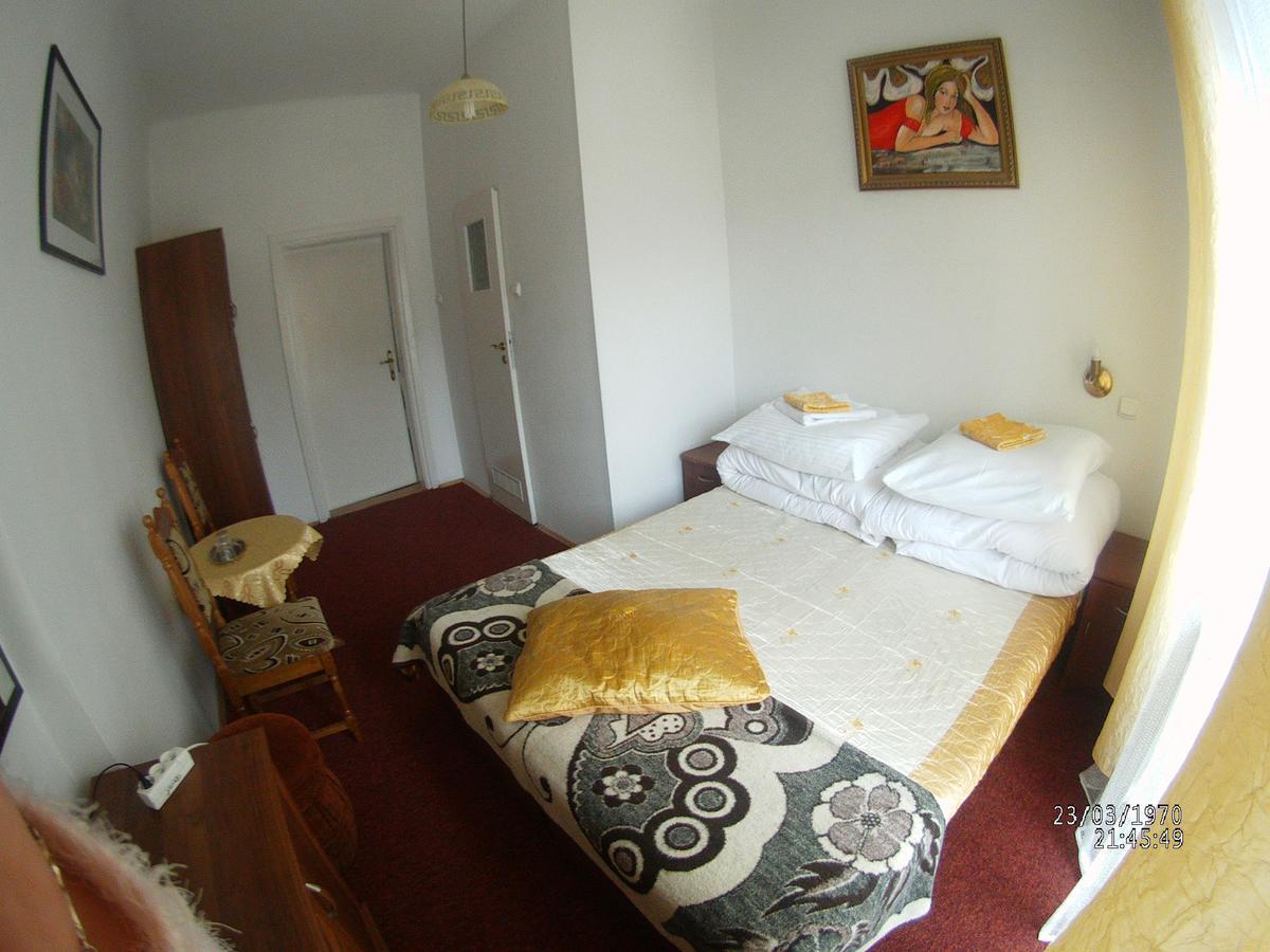 Domy Wczasowe Tryumfy Bed and Breakfast Krynica-Zdrój Exterior foto