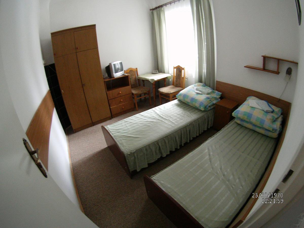 Domy Wczasowe Tryumfy Bed and Breakfast Krynica-Zdrój Exterior foto